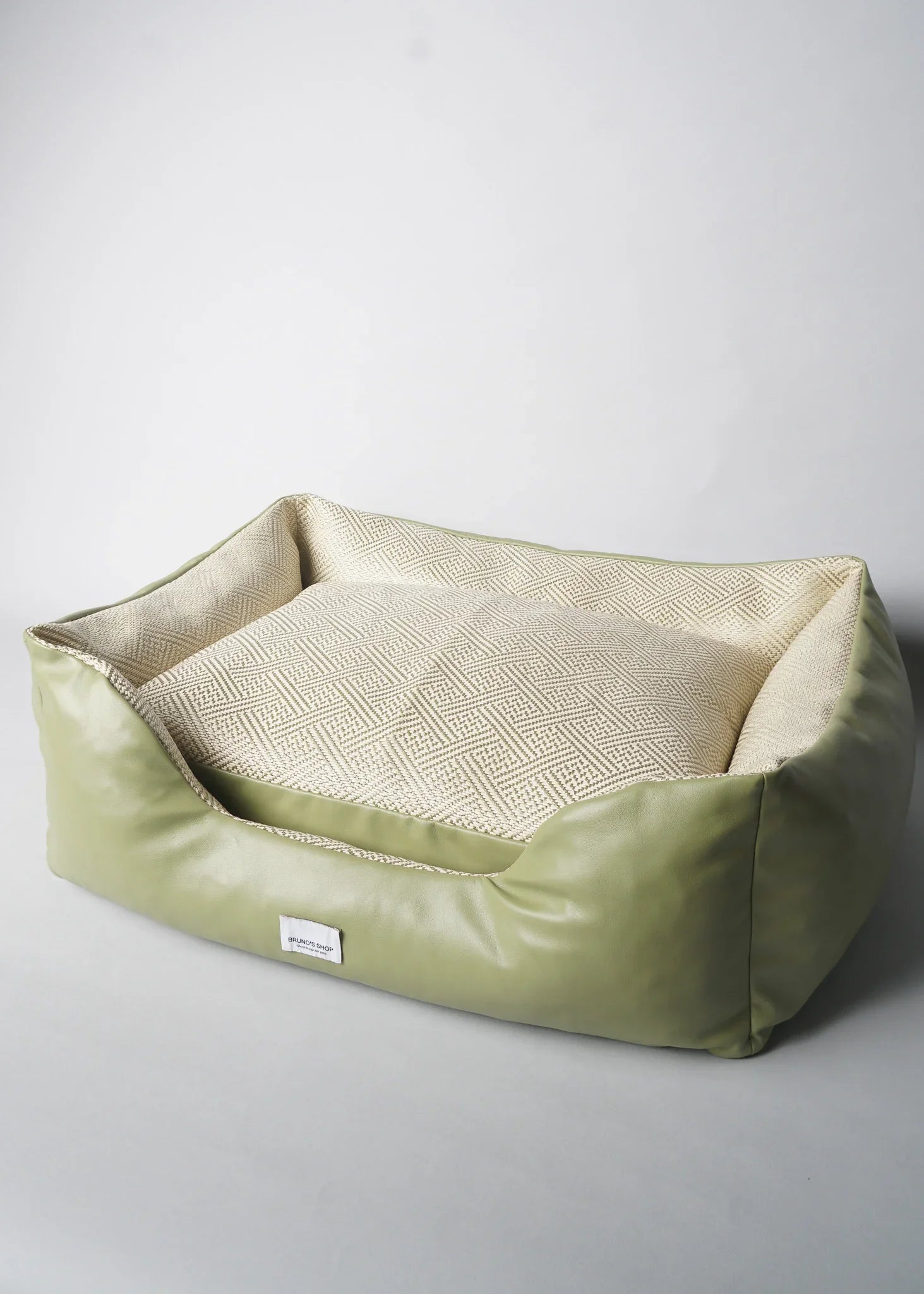 JUNO Natural Jute Odour Control Dog Bed