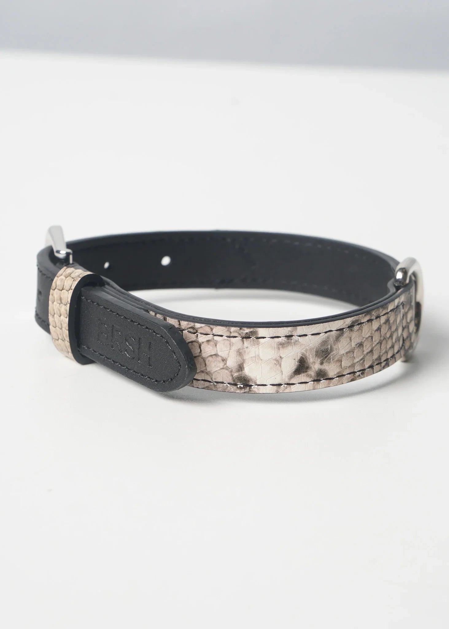 NOIR Dog Collar